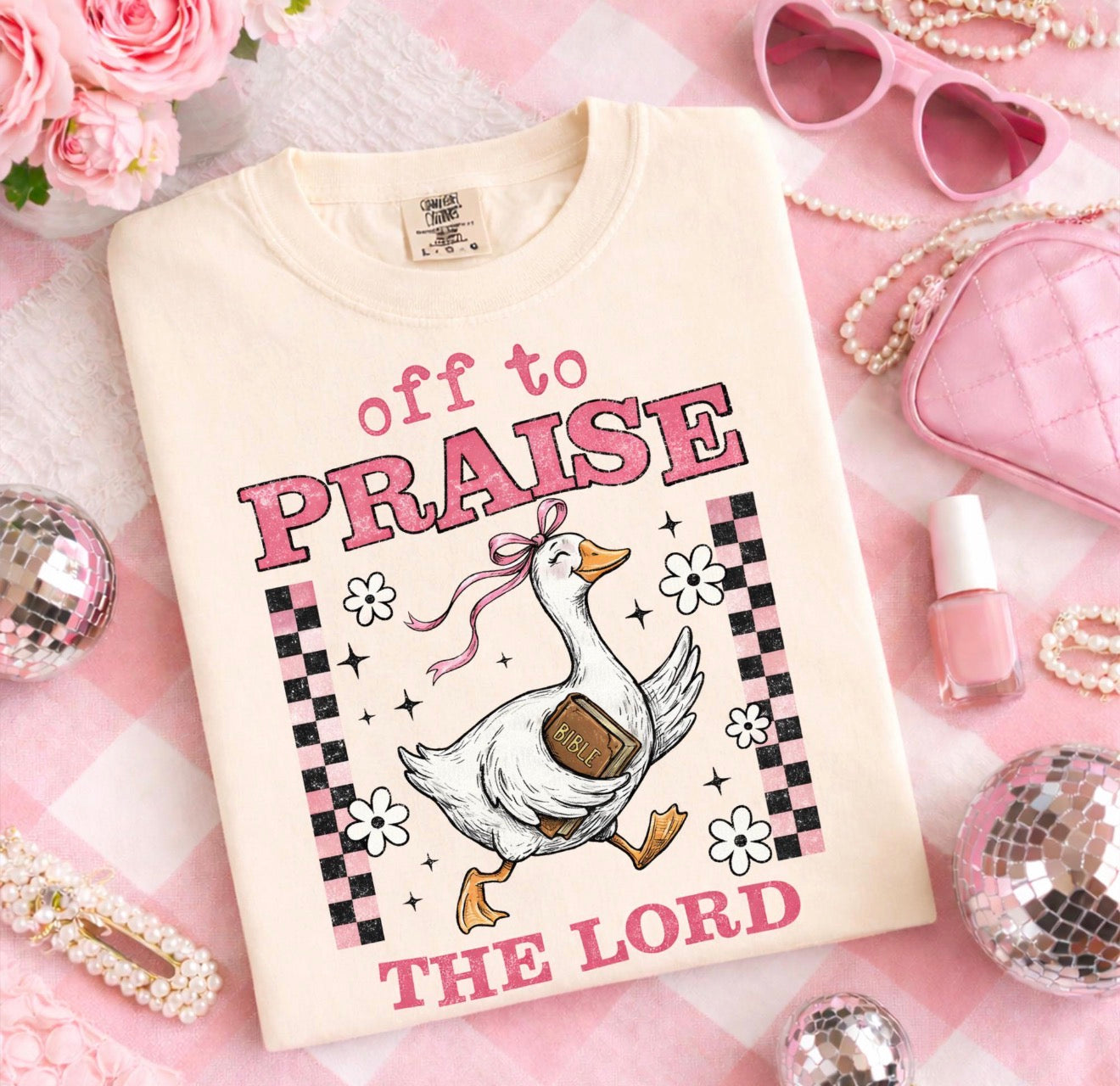 Short Sleeve Off to praise the Lord T-shirt